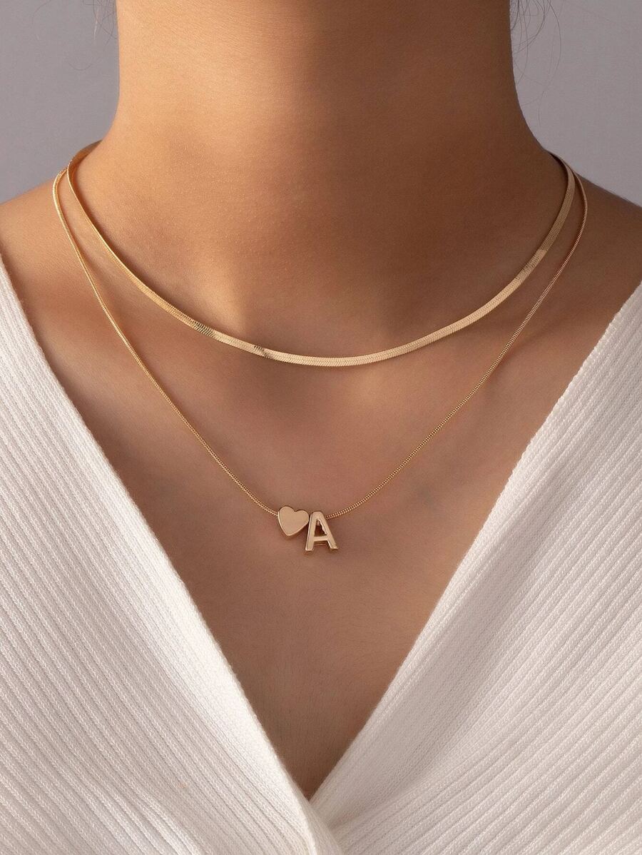 Colar Duplo Elegante – Corrente Lisa com Coração e Letra