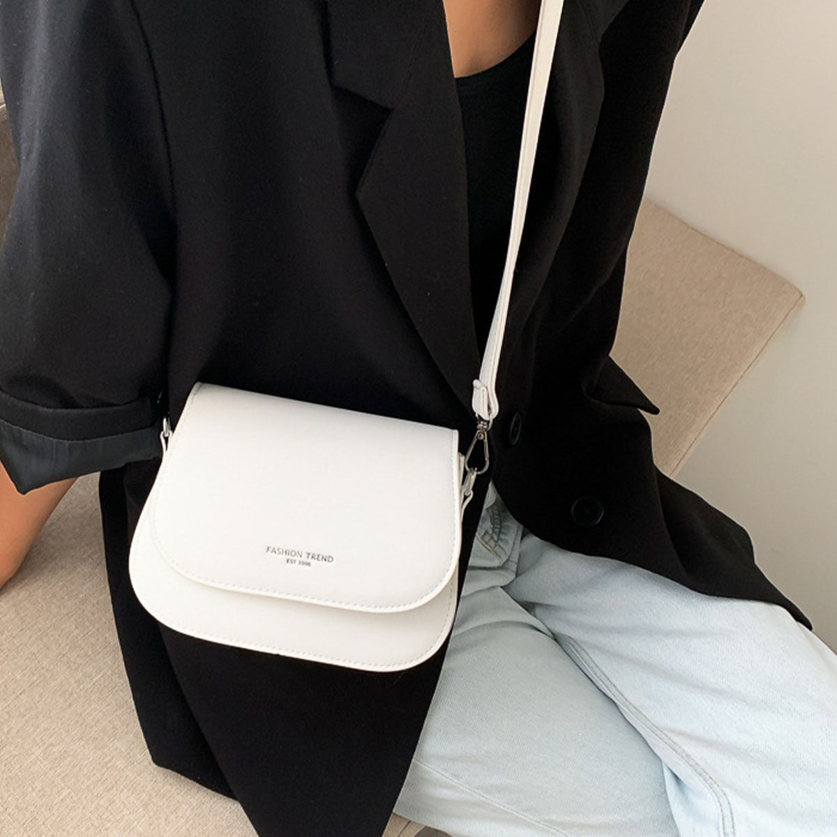 Bolsa Feminina Texturizada – Pequena, Versátil e Elegante