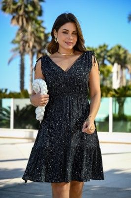 Vestido Casual Curto Emma - Estampa Poá com Estrelinhas Preto e Branco